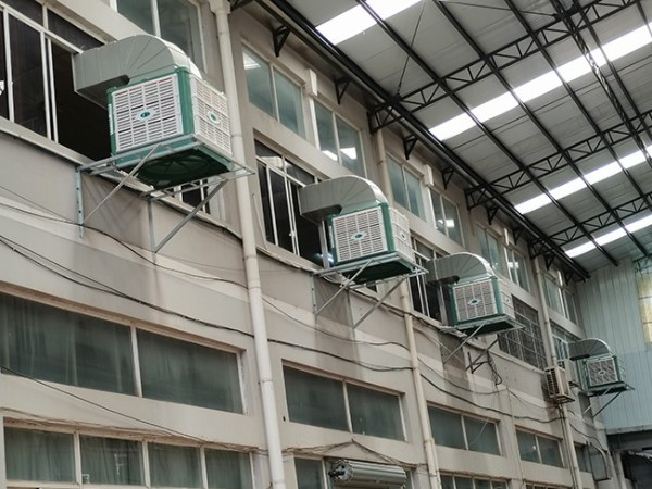 南寧好友緣月餅廠使用[ZLG理工]冷風(fēng)機降溫廠房工程案例