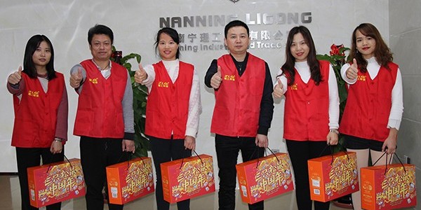 喜迎春節(jié)，理工冷風(fēng)機(jī)—心系員工發(fā)放春節(jié)福利[ZLG]