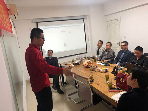 單仁資訊楊總發言