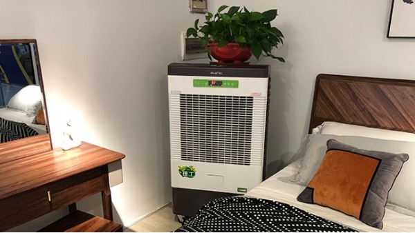 家具賣場使用[ZLG理工]移動商用降溫冷風(fēng)機案例