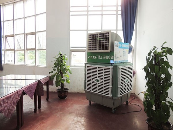 大型工業用移動冷風機生產商[ZLG理工]送去清涼