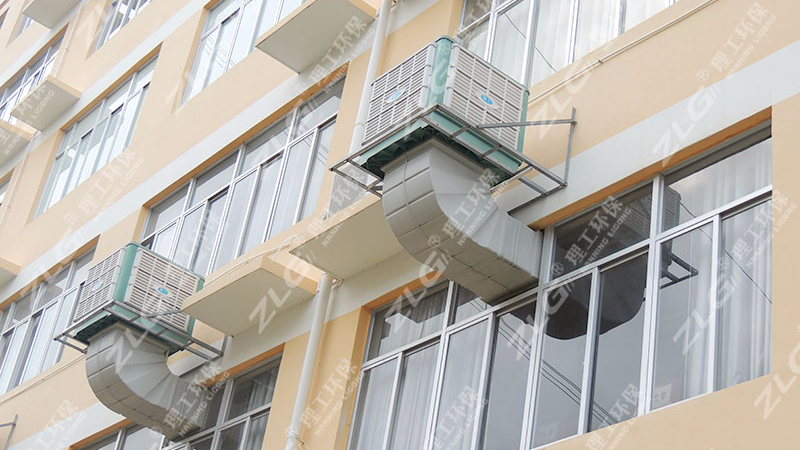 制衣廠車間安裝ZLG理工冷風機通風降溫 制衣廠車間安裝ZLG理工冷風機通風降溫